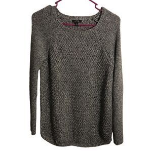 Gorgeous Silver woven Apt 9 sweater
